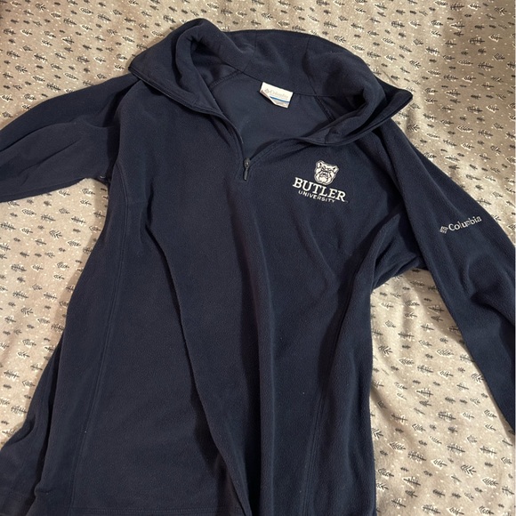Columbia Tops - Women’s medium fleece Butler University Columbia 1/4 zip pullover